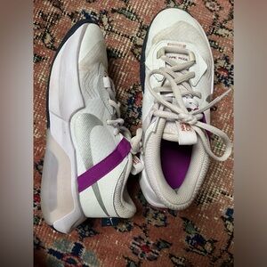 Nike zoom crossover basketball shoe size 3Y